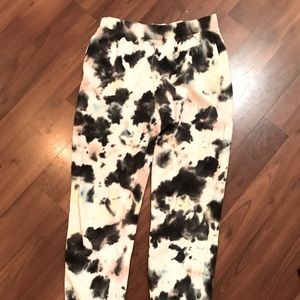 Super soft tie-dye sweatpants